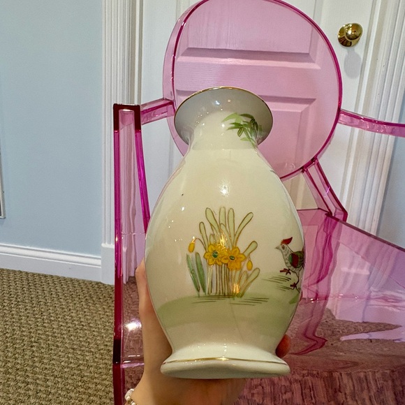 Asian Vase - Picture 4 of 4